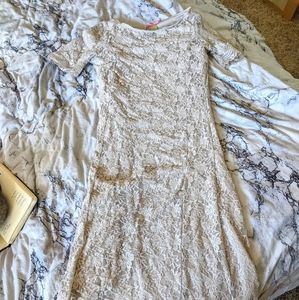Lace stretch beige dress